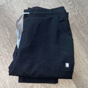 Figs, black, Yola scrub pants